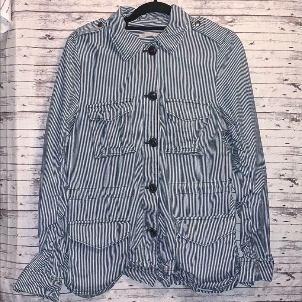 Gap jacket